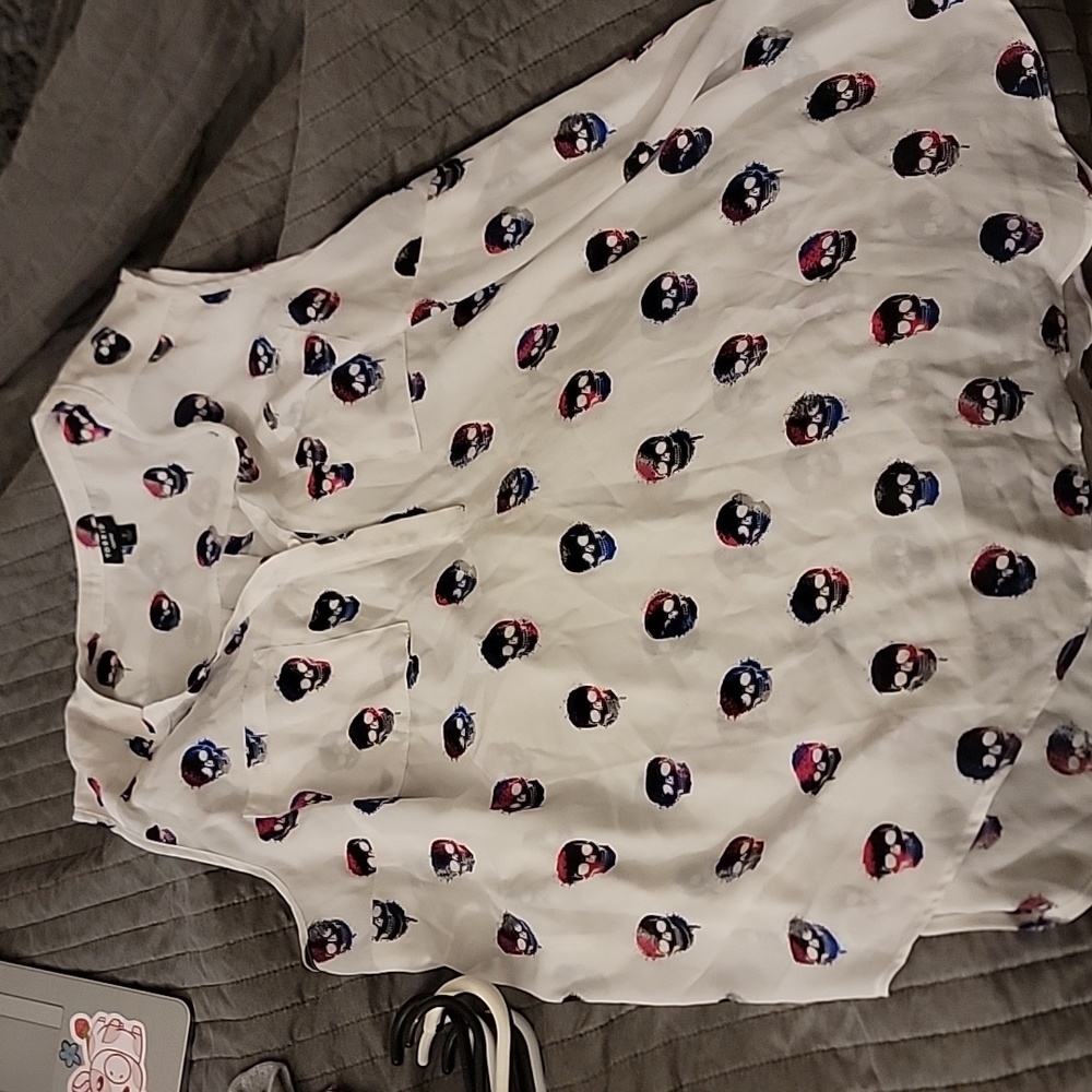 Skull Sleeveless Shirt, Torrid, Size 2